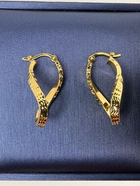 18K Genuine Gold Twisted Textured Hoop Earrings - Women Jewelry (Preowned)
